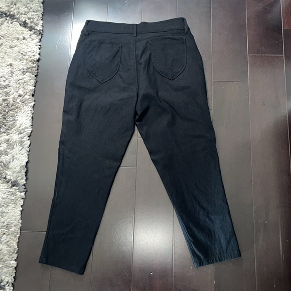 Sabrina Lauren Cropped Black Pants with Button Detail size 12 - Picture 3 of 6
